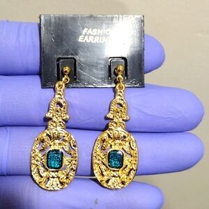 Women's Stylish Gold-tone Filigree green Color Stone Drop Dangle Earrings, 1.75"